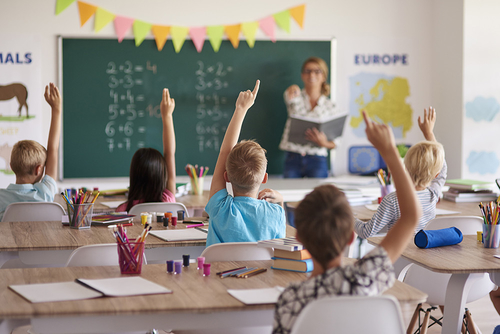 Latest company news about Compruebe hacia fuera estas extremidades de vuelta a la escuela de la salud